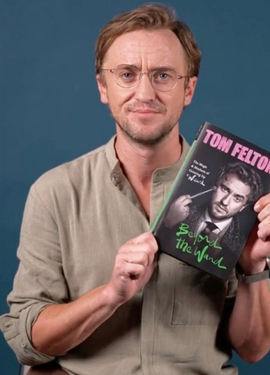 Том Фелтон рассказал о жизни после Гарри Поттера,  и как и фанаты «шипперили» * его и Эмму Уотсон