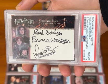 Беспрецедентная коллекция карточек с автографами "Гарри Поттера" выставлена на аукцион