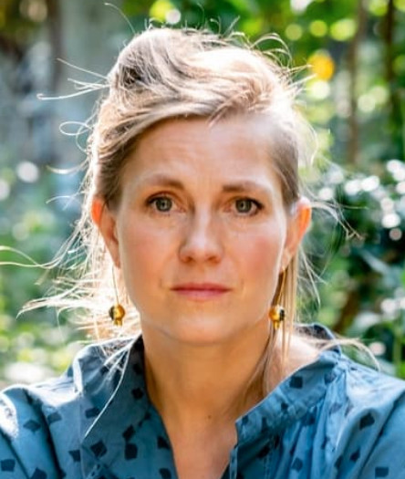 Холли Уоддингтон