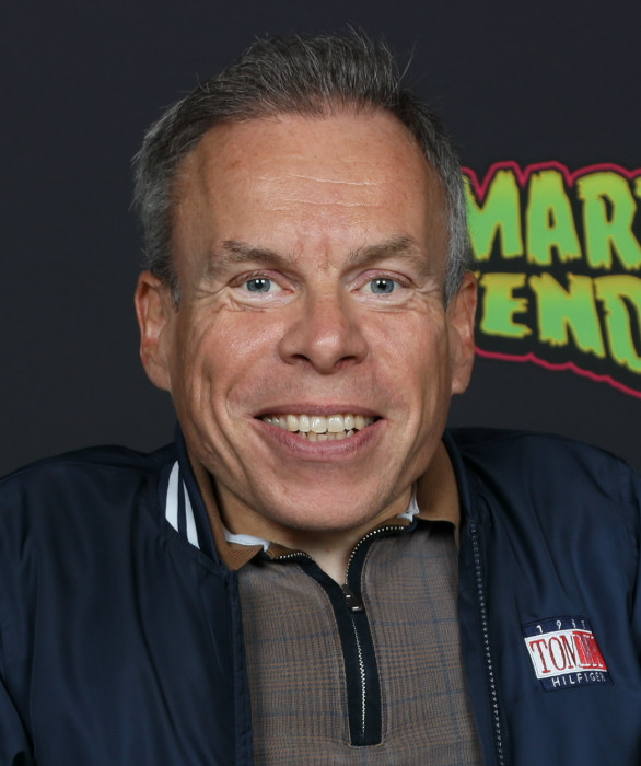 Уорвик Дэвис