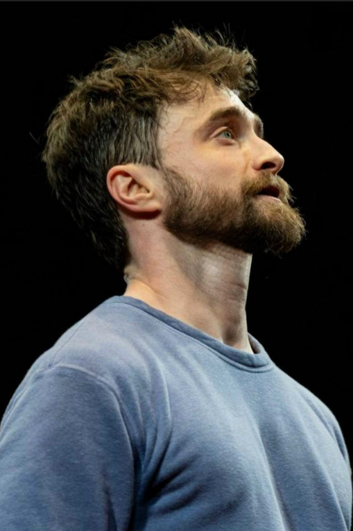 Дэниел Рэдклифф в моноспектакле «Every Brilliant Thing» (Всё прекрасное на свете)