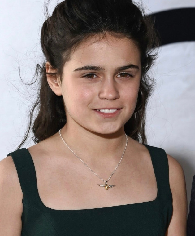 Золотой снитч на шее Гермионы: как Арабелла Стэнтон покорила фанатов одним украшением